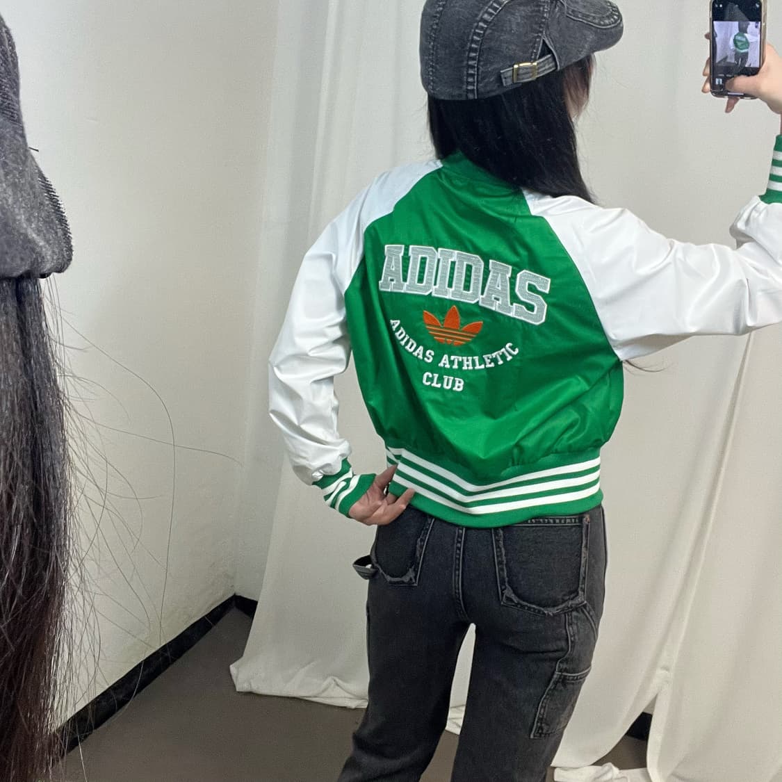 Adidas Green Varsity Bomber Jacket 상품이미지4
