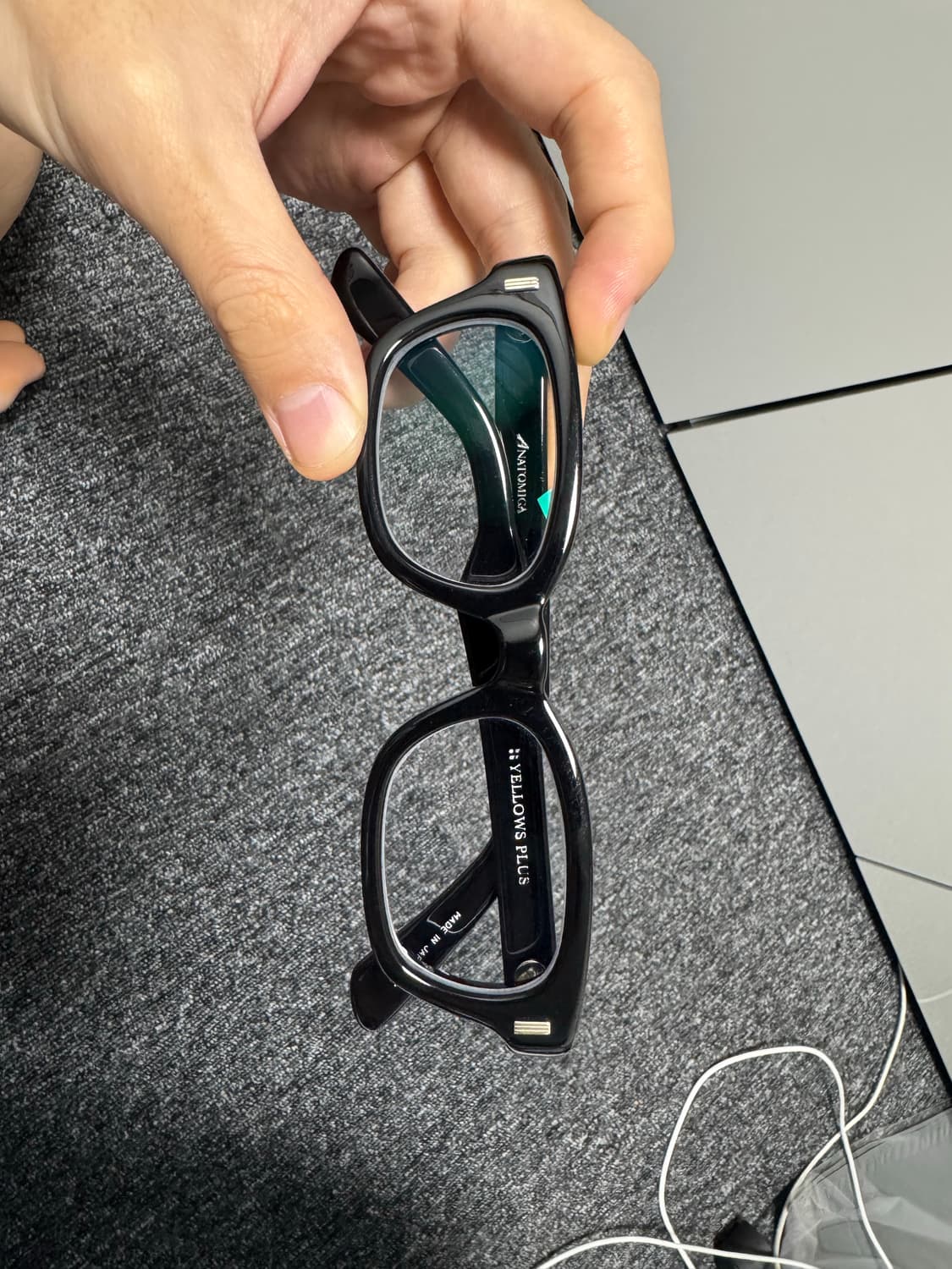 아나토미카 옐로우즈 플러스 블랙 판매 상품이미지1