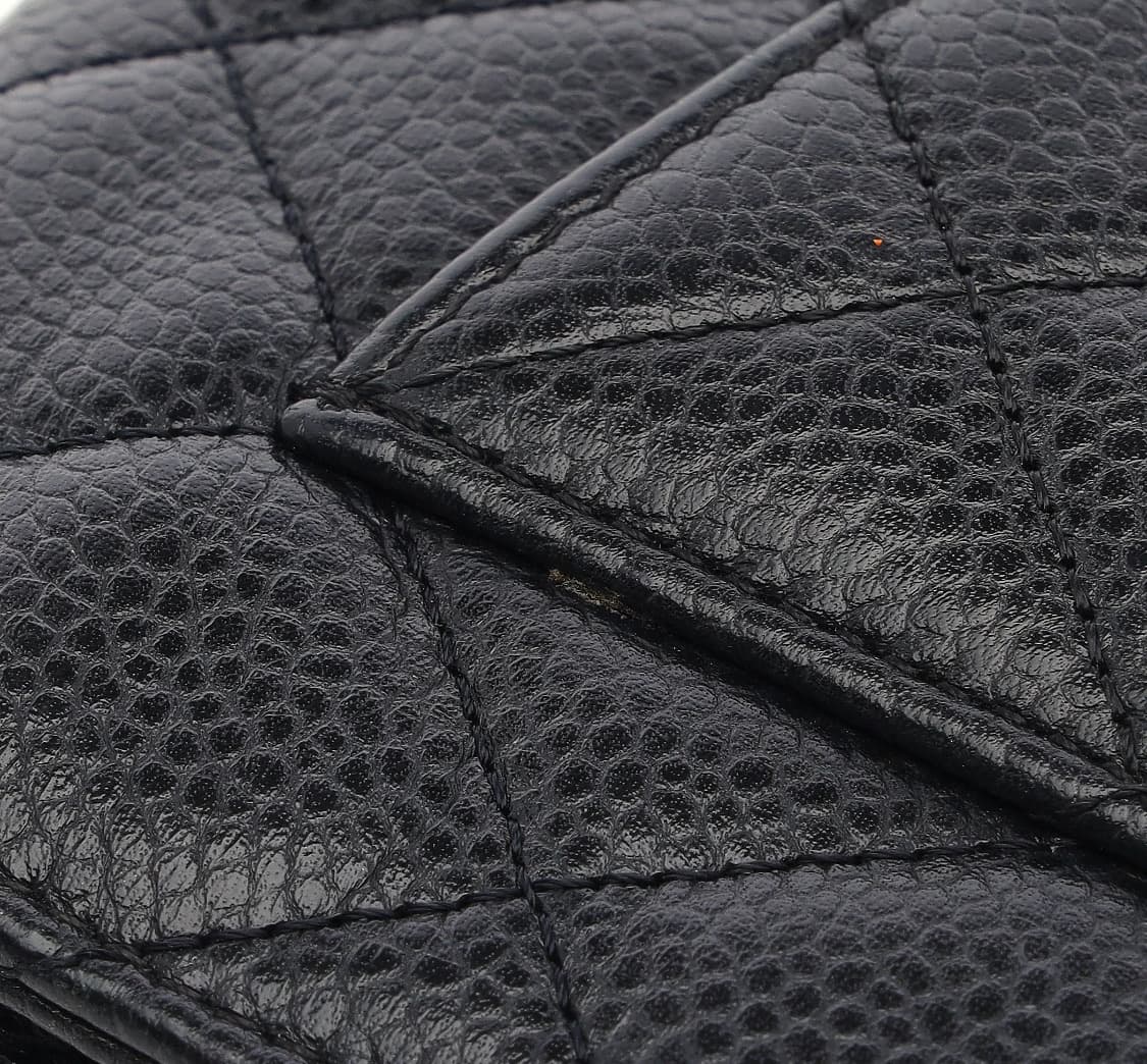 [S급] 샤넬 클래식 WOC 캐비어 은장 크로스백 블랙 판매합니다!!! 상품이미지8