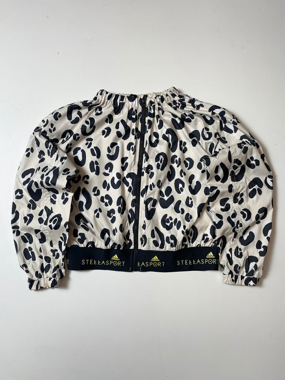 아디다스 스텔라스포츠 레오파드 프린트 바람막이 자켓 PN9543 상품이미지1