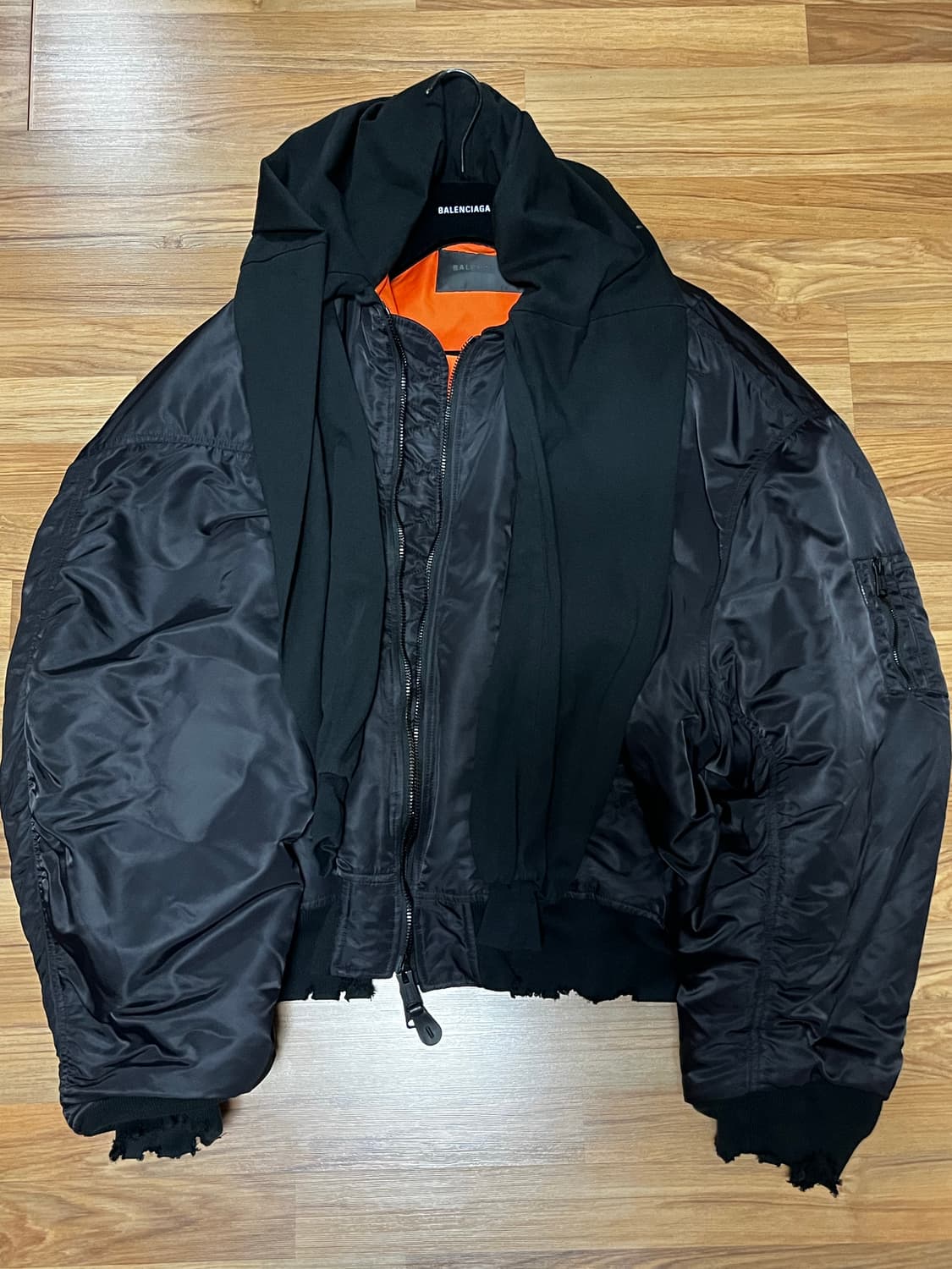 발렌시아가 인코그니토 후드 봄버 L 상품이미지6