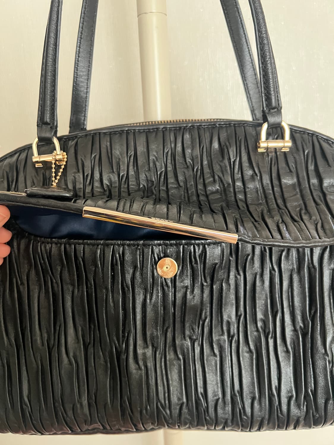 COACH Madison Pleated Leather Satchel -  상품이미지4