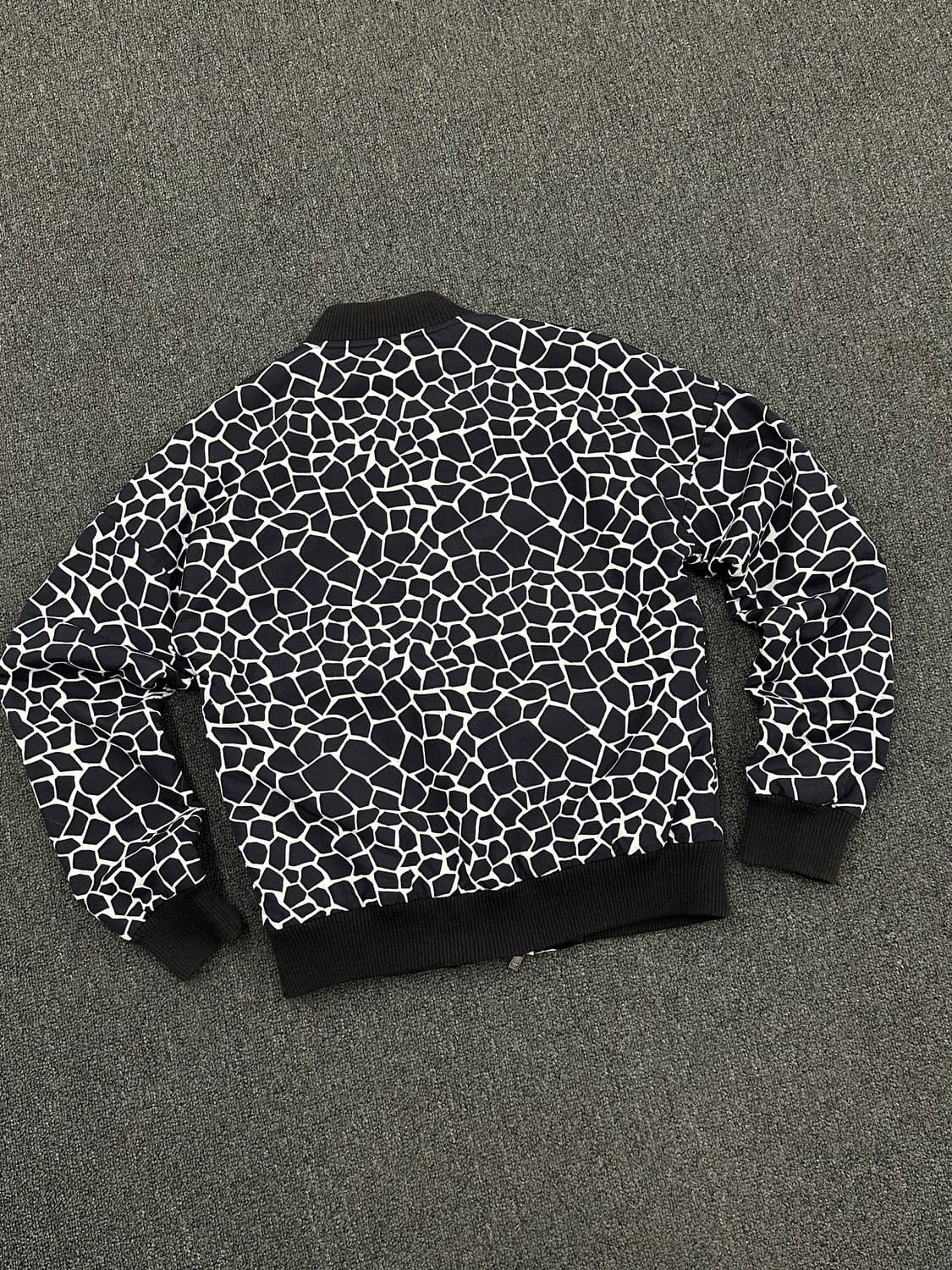 85)아디다스 빈티지 Animal 프린팅 봄버 자켓 상품이미지4