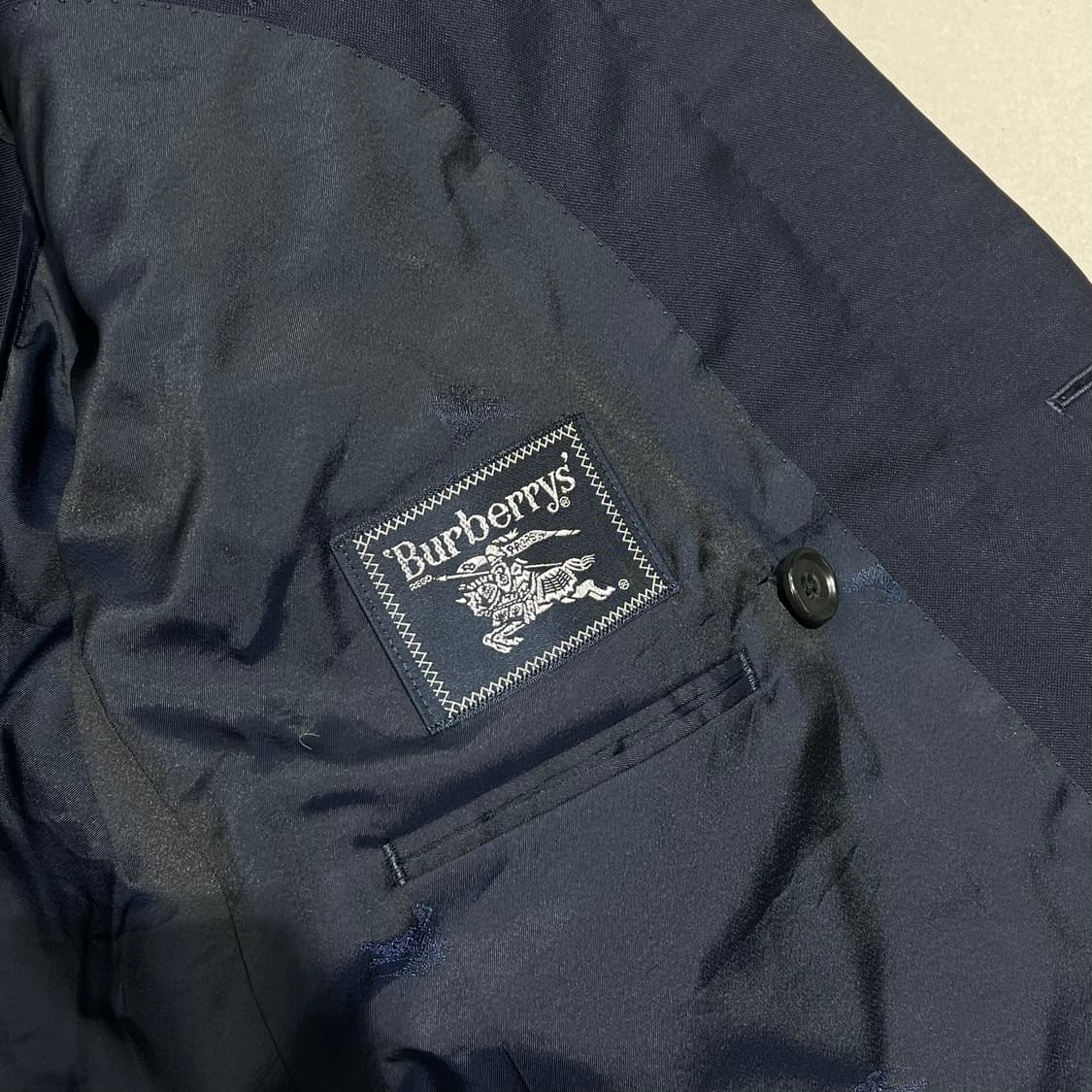 버버리 금장 울 블레이저 s09429 상품이미지6