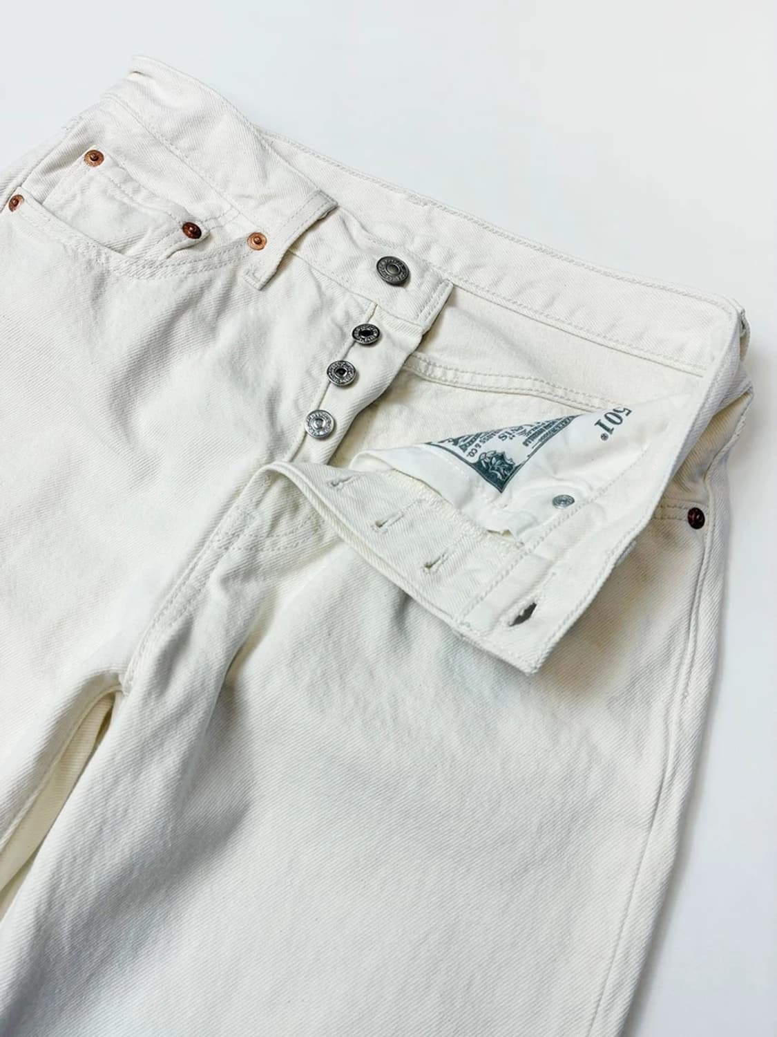 리바이스 501 스트레이트 화이트 데님 팬츠 PN5405 상품이미지10
