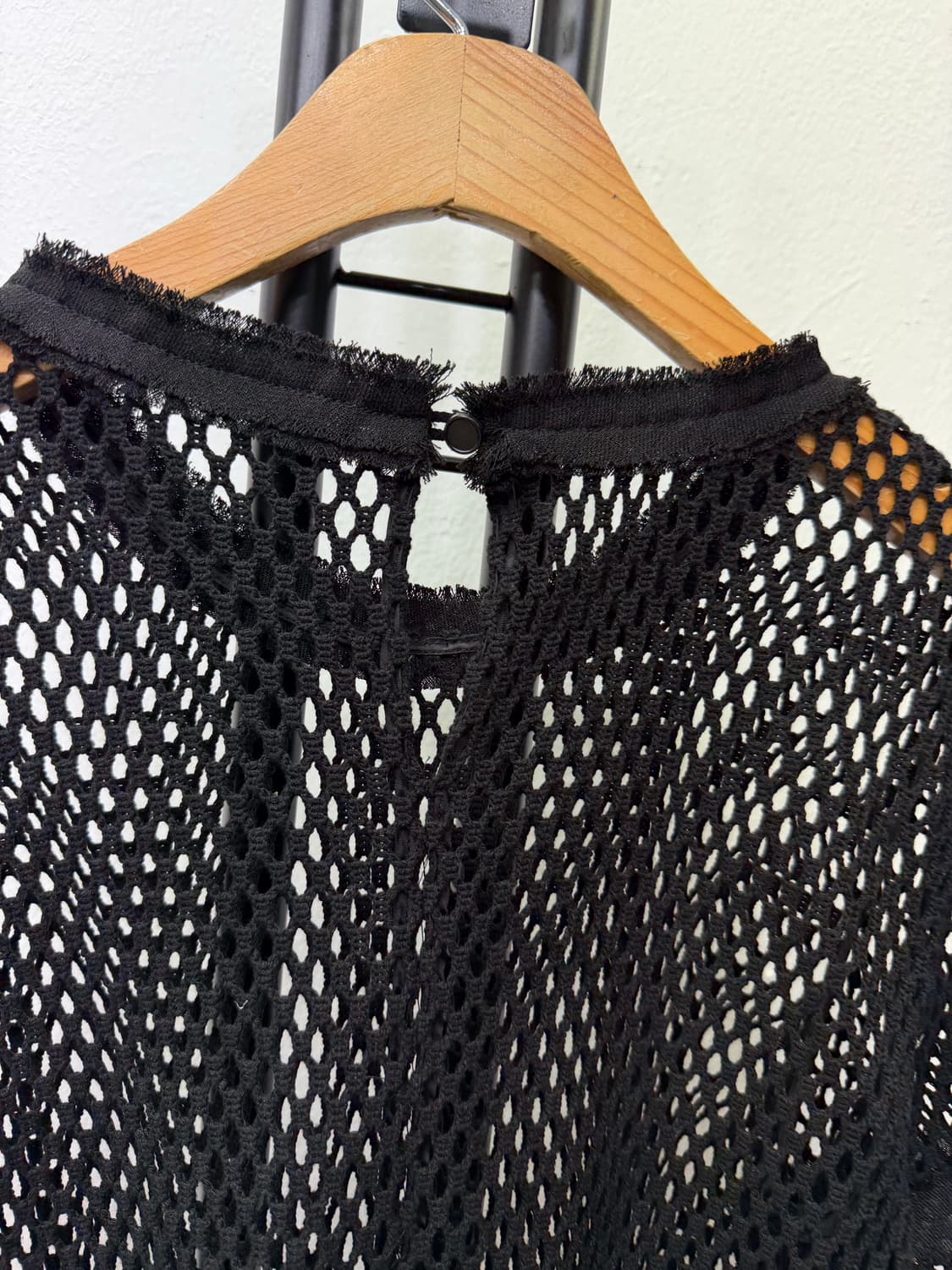 정품) 세컨플로어 한섬 블랙 망사 반팔 티셔츠 82 상품이미지6