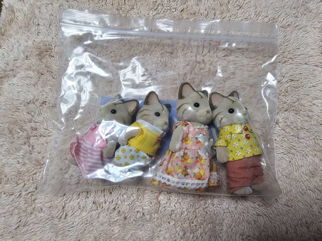 실바니안 패밀리 줄무늬 고양이 가족 판매합니다 상품이미지1