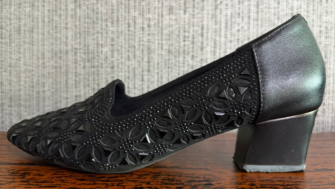 블랙 큐빅 장식 꽃무늬 포인티드 펌프스 구두 230 굽높이 4.5cm 상품이미지5