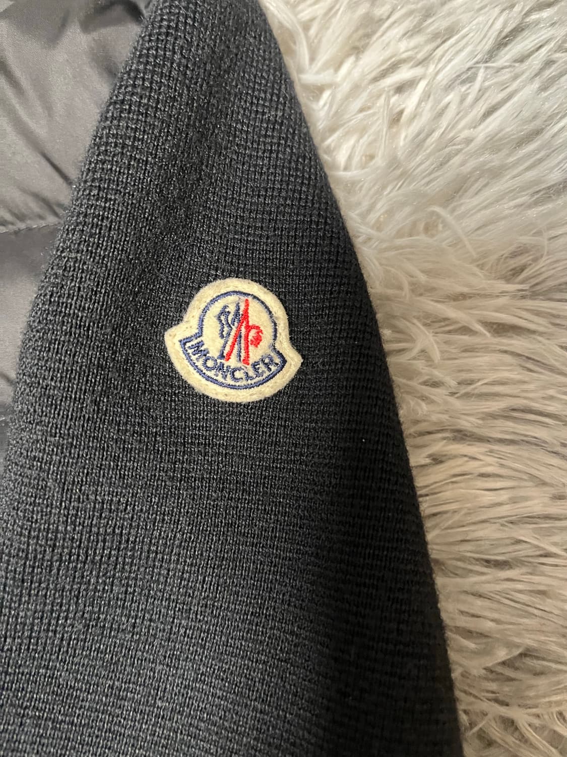 몽클레어 김현우 니트패딩 상품이미지3