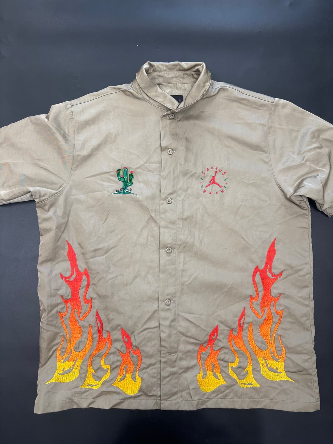 조던 트래비스 스캇 캑터스 잭 버튼 다운 셔츠 상품이미지1