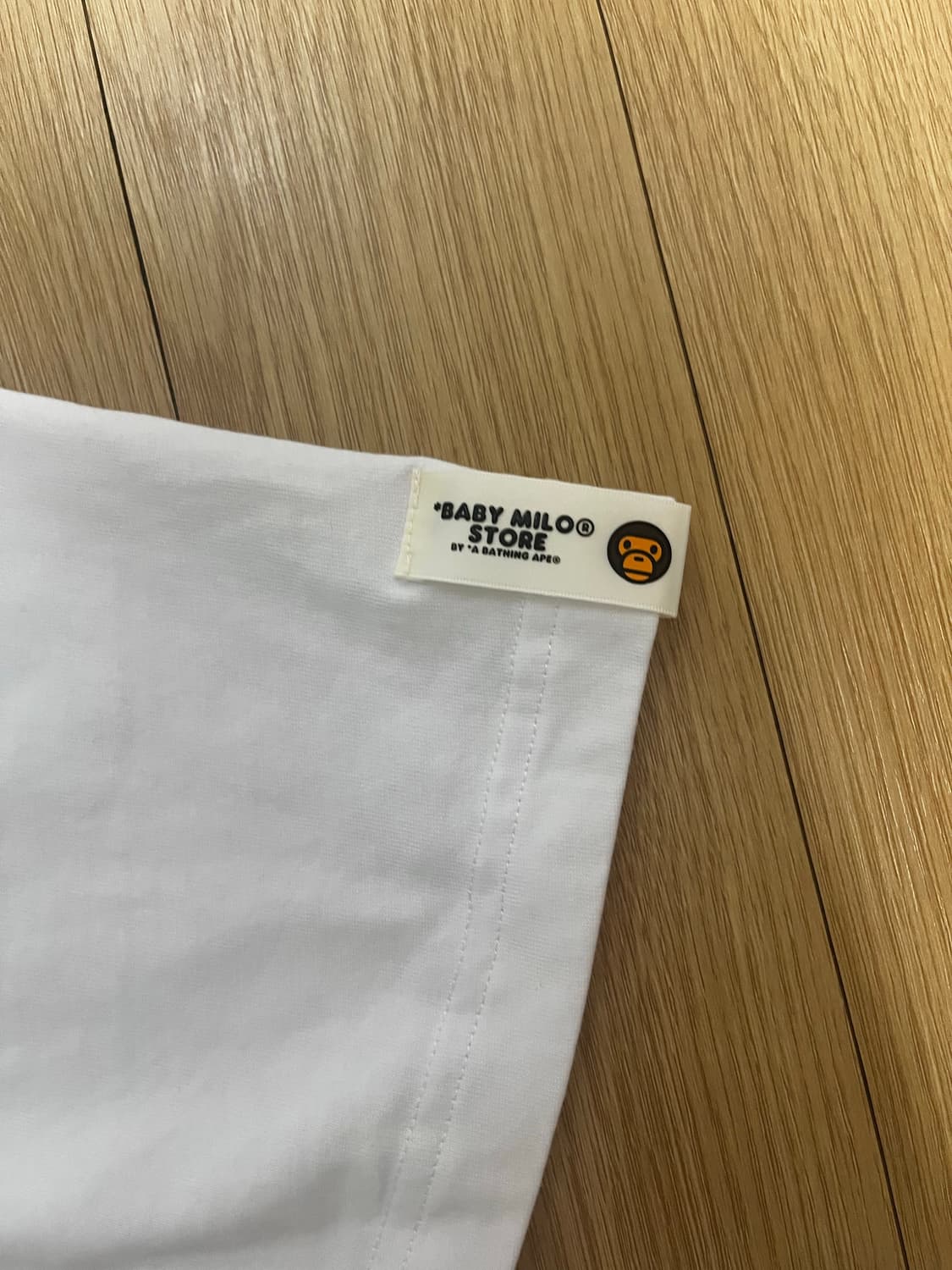 에이프 베이비마일로 스토어 티 L 상품이미지3