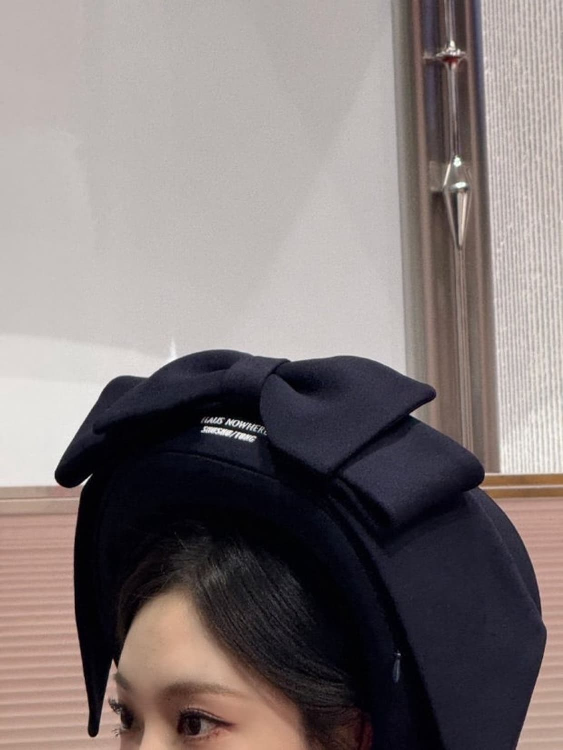 슈슈통 하우스노웨어 리본 넬 필로우 네이비 상품이미지3