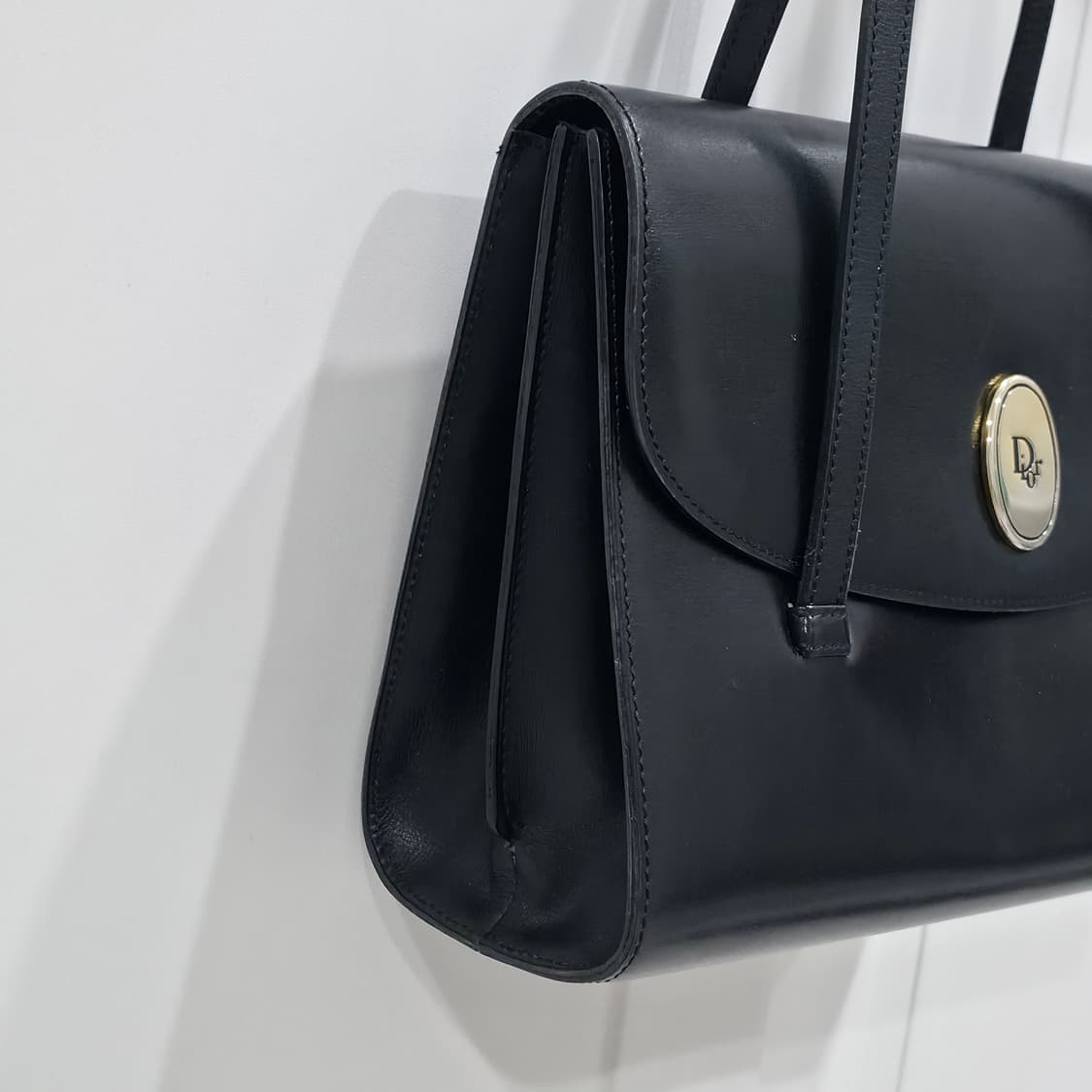 디올 dior 로고 플랩 핸드백 토트백 상품이미지4