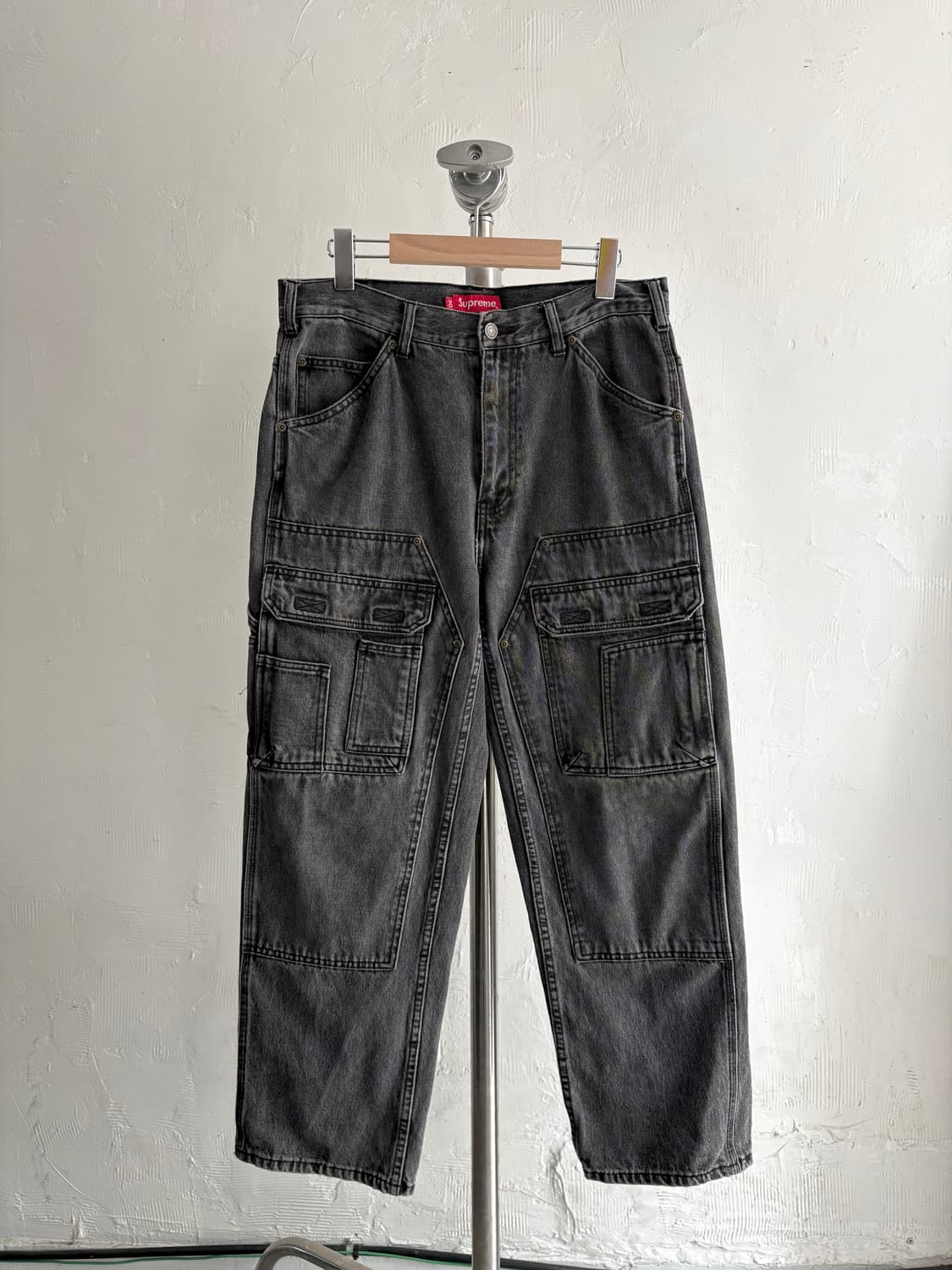 슈프림 22SS 더블니 데님 유틸리티 팬츠 상품이미지1