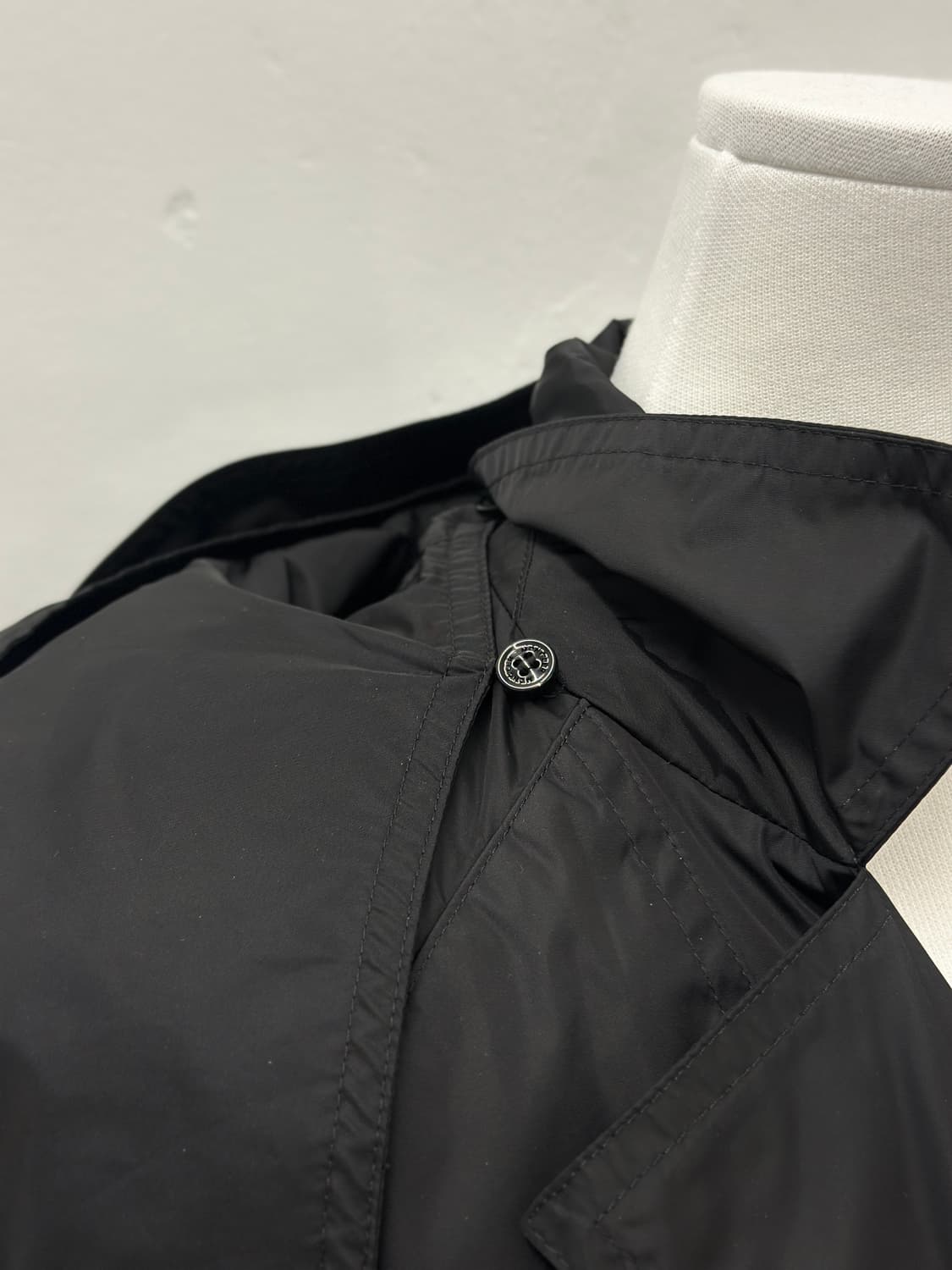 몽클레어 22SS 타마리시에 트렌치 코트  상품이미지5