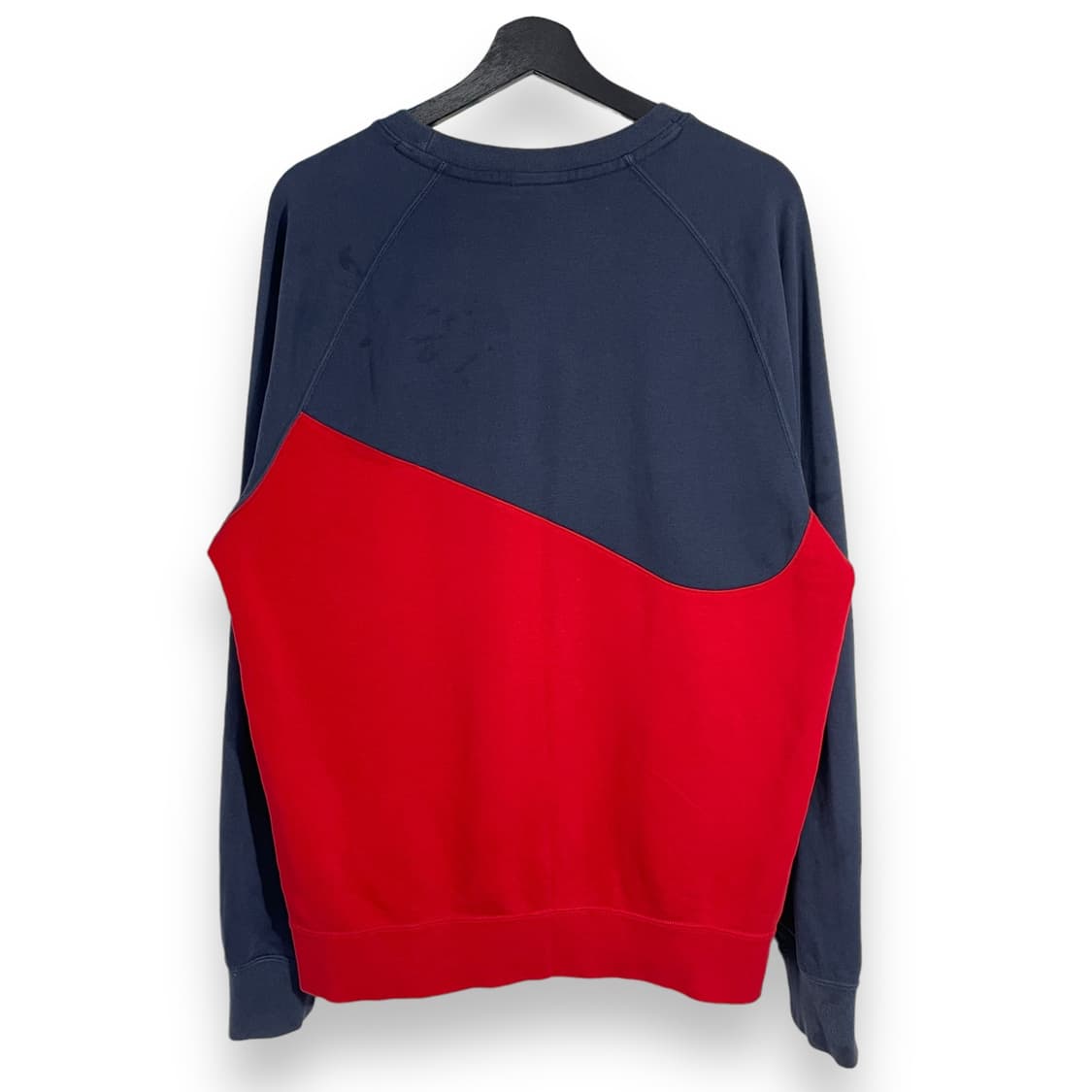 나이키 배색 스우시 맨투맨 상품이미지2