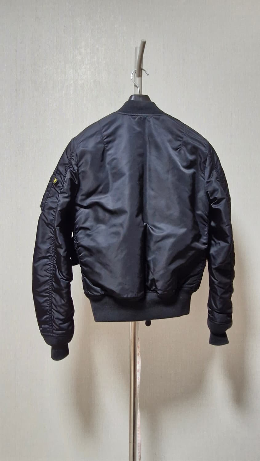 알파인더스트리 MA-1 블랙 항공점퍼 xs 상품이미지2