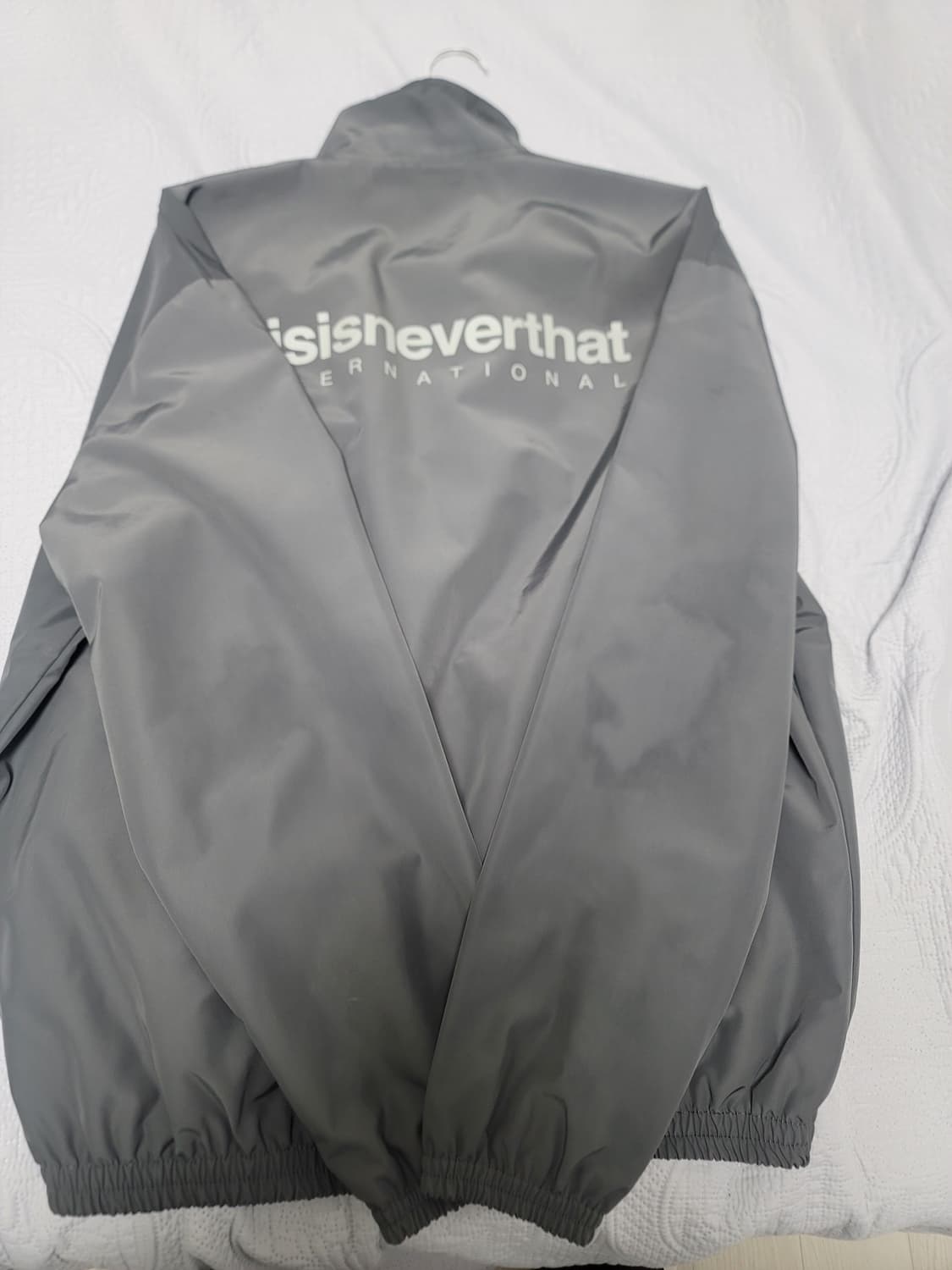 디네댓 바람막이 M사이즈 판매 상품이미지4