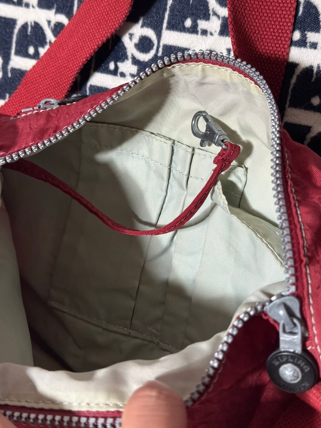 키플링 레드 크로스백 상품이미지4