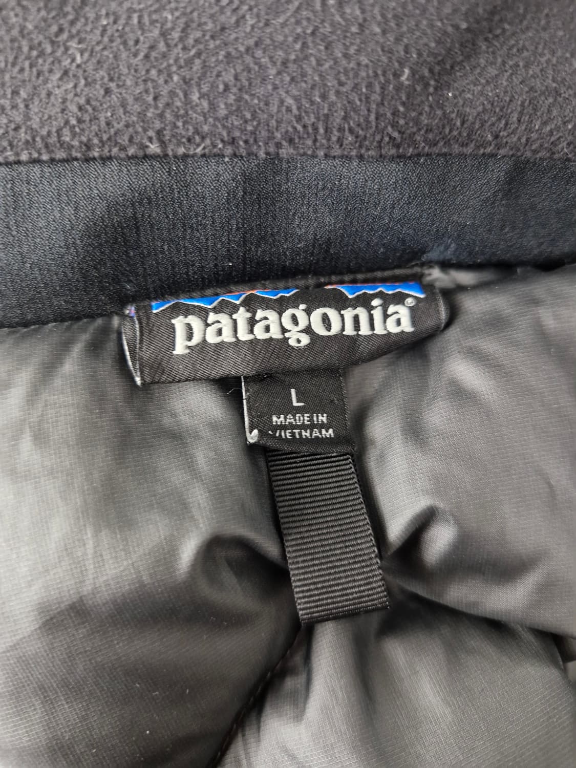 파타고니아(PATAGONIA) 롱 누빔 패딩 블랙 상품이미지6