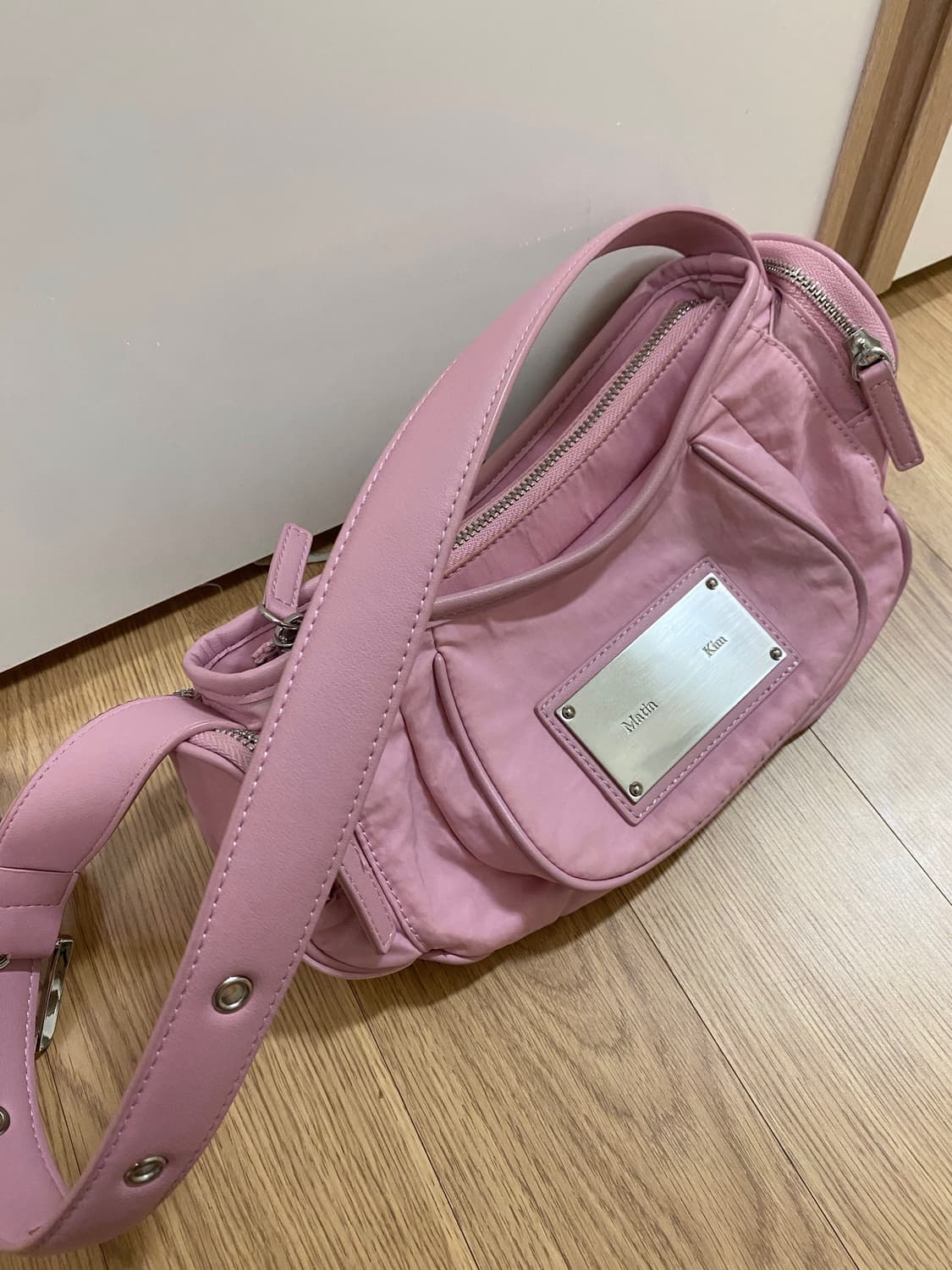 Matinkim 마뗑킴 마들렌 라운드 백 숄더백 핑크 상품이미지1