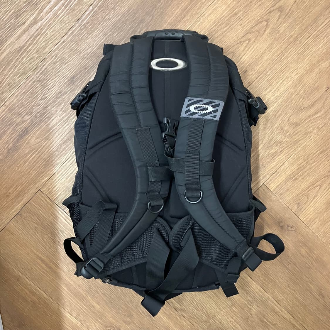 N215 오클리 백팩 상품이미지2