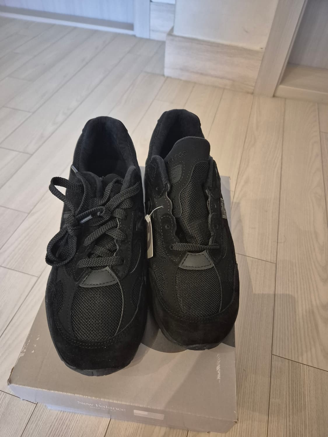 (새상품) 뉴발란스 992 트리플블랙 265 상품이미지2