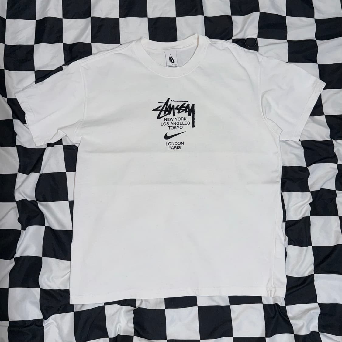나이키 스투시 월드투어 티 상품이미지1