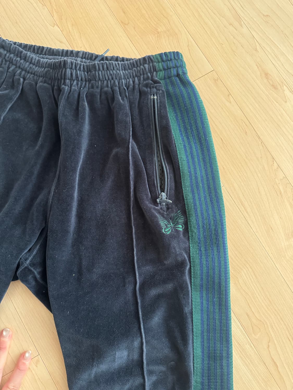 니들스 벨벳 팬츠 상품이미지3