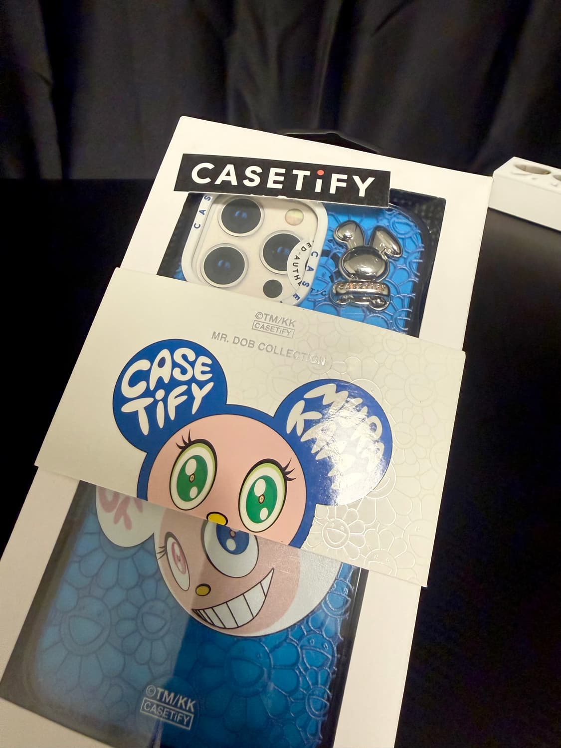 케이스티파이 16프로맥스 무라카미 미스터도브 컬렉션  상품이미지4