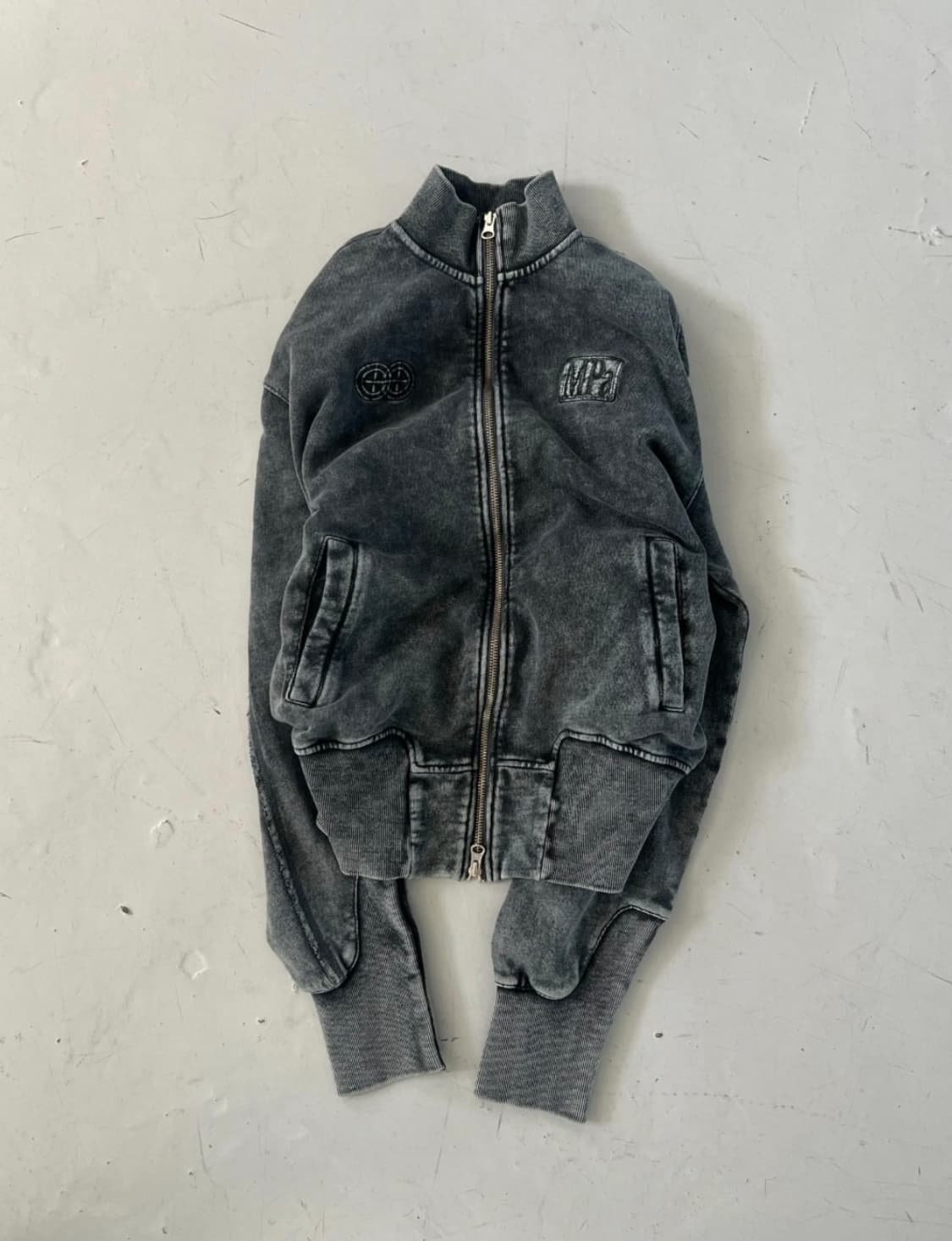 플라스틱프로덕트 CONCRETE ZIPPED JERSEY 상품이미지1