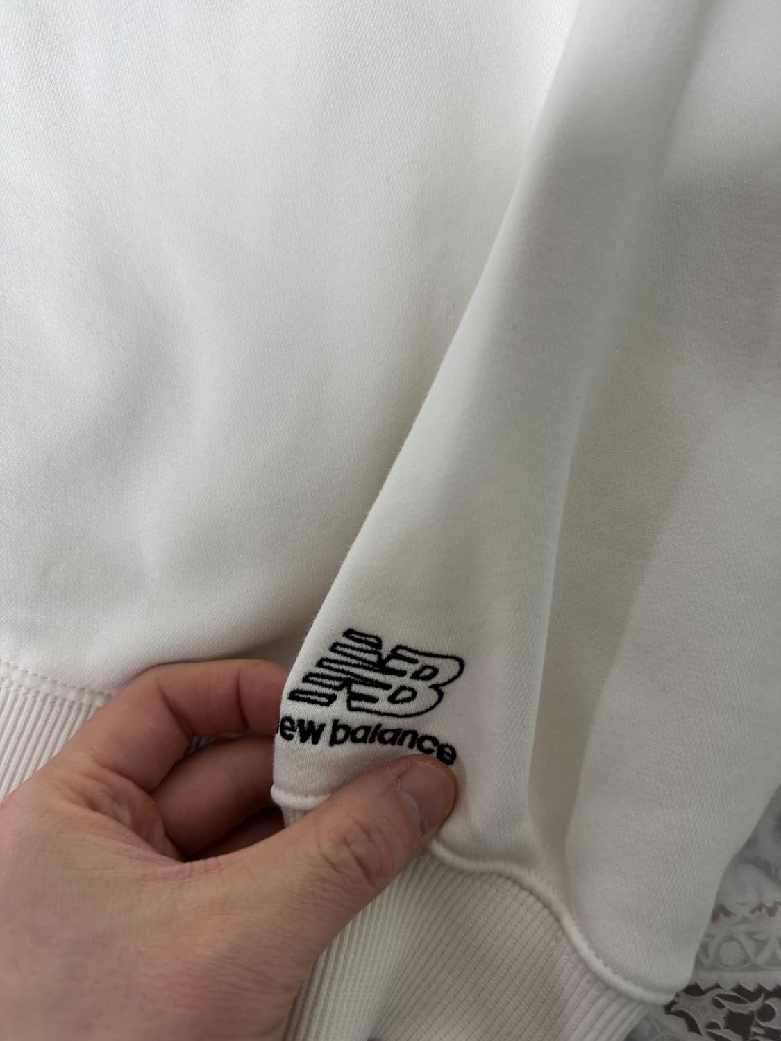 정품 뉴발란스 노리타케 맨투맨 상품이미지3