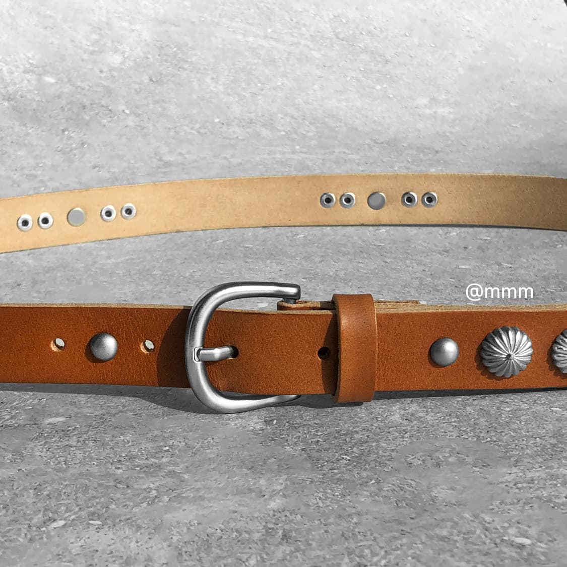 [Unisex] 찡 스터드 가죽 벨트 카멜 상품이미지3