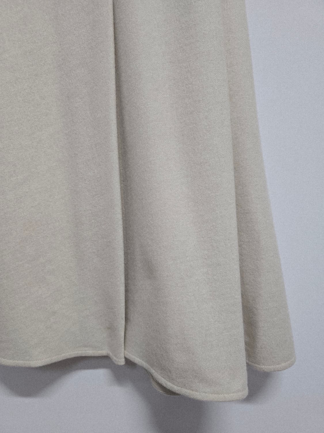 더캐시미어 A라인 롱 스커트 모캐시미어 상품이미지6