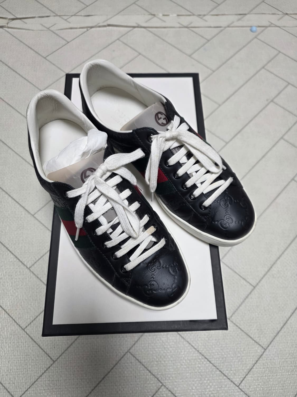 GUCCI 남성 스니커즈 (265) 판매 상품이미지3