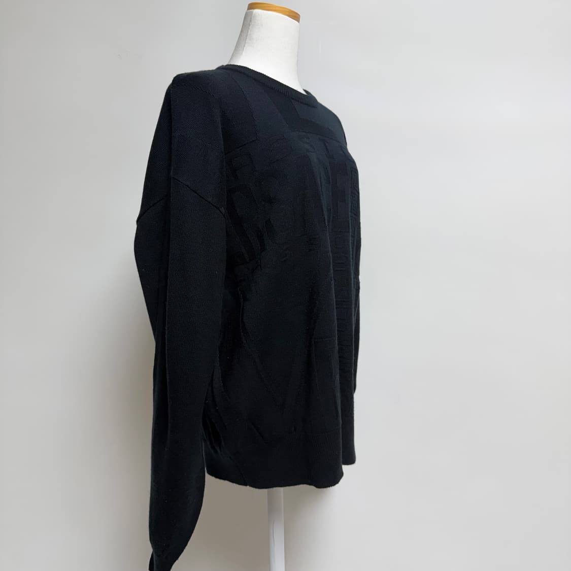 지아니 베르사체 블랙 남성 니트 상품이미지2