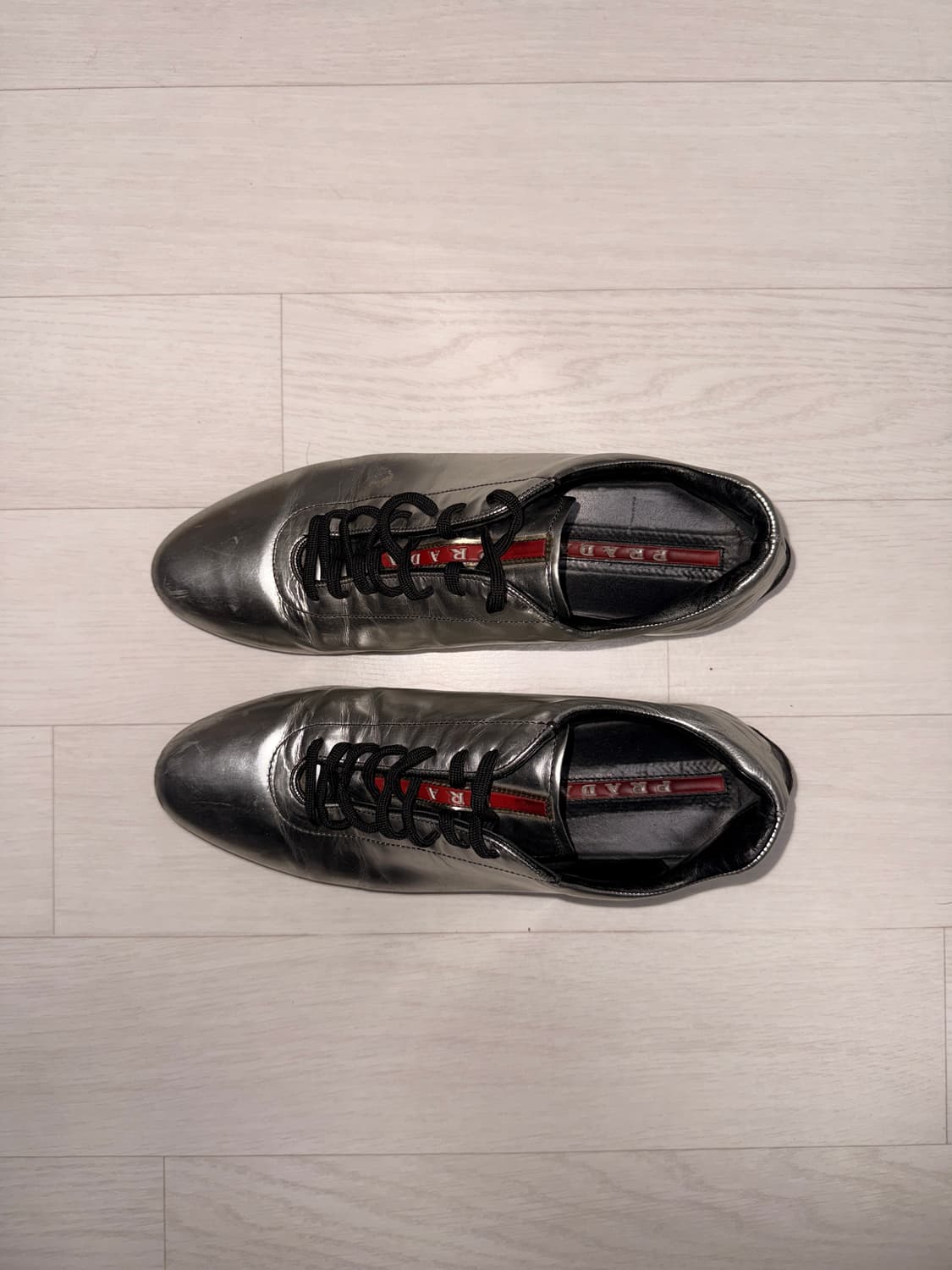 Silver flat sneakers 상품이미지3