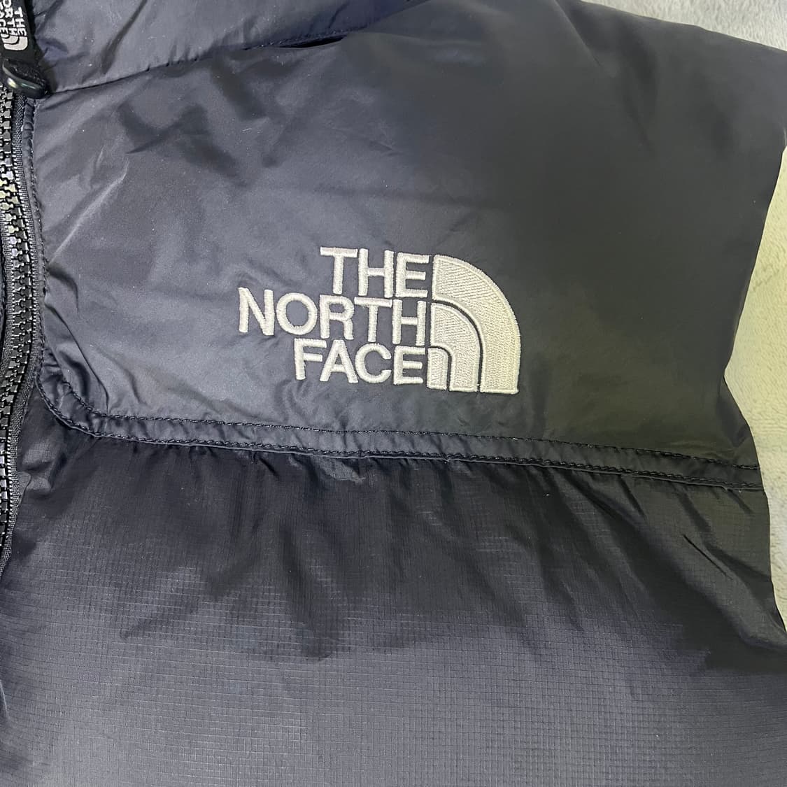 Northface 노스페이스 700 조끼패딩 블랙 M 상품이미지3