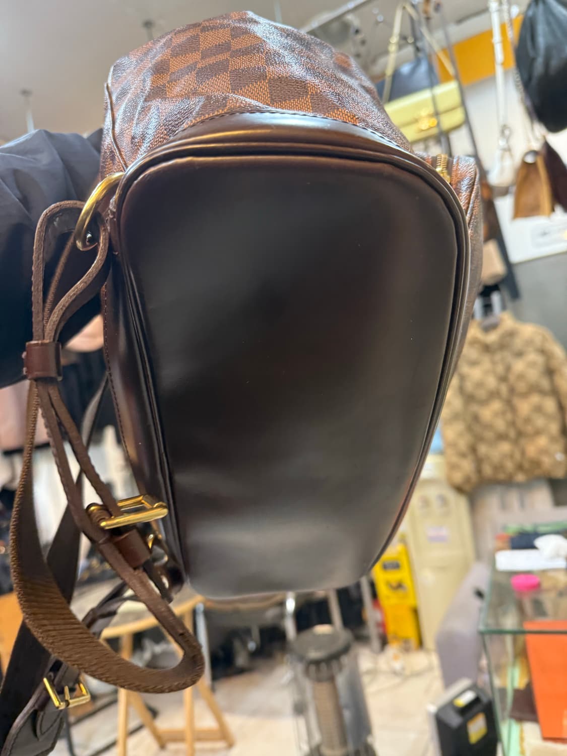 정품 루이비통 다미에 몽수리 MM 백팩 팝니다 상품이미지5