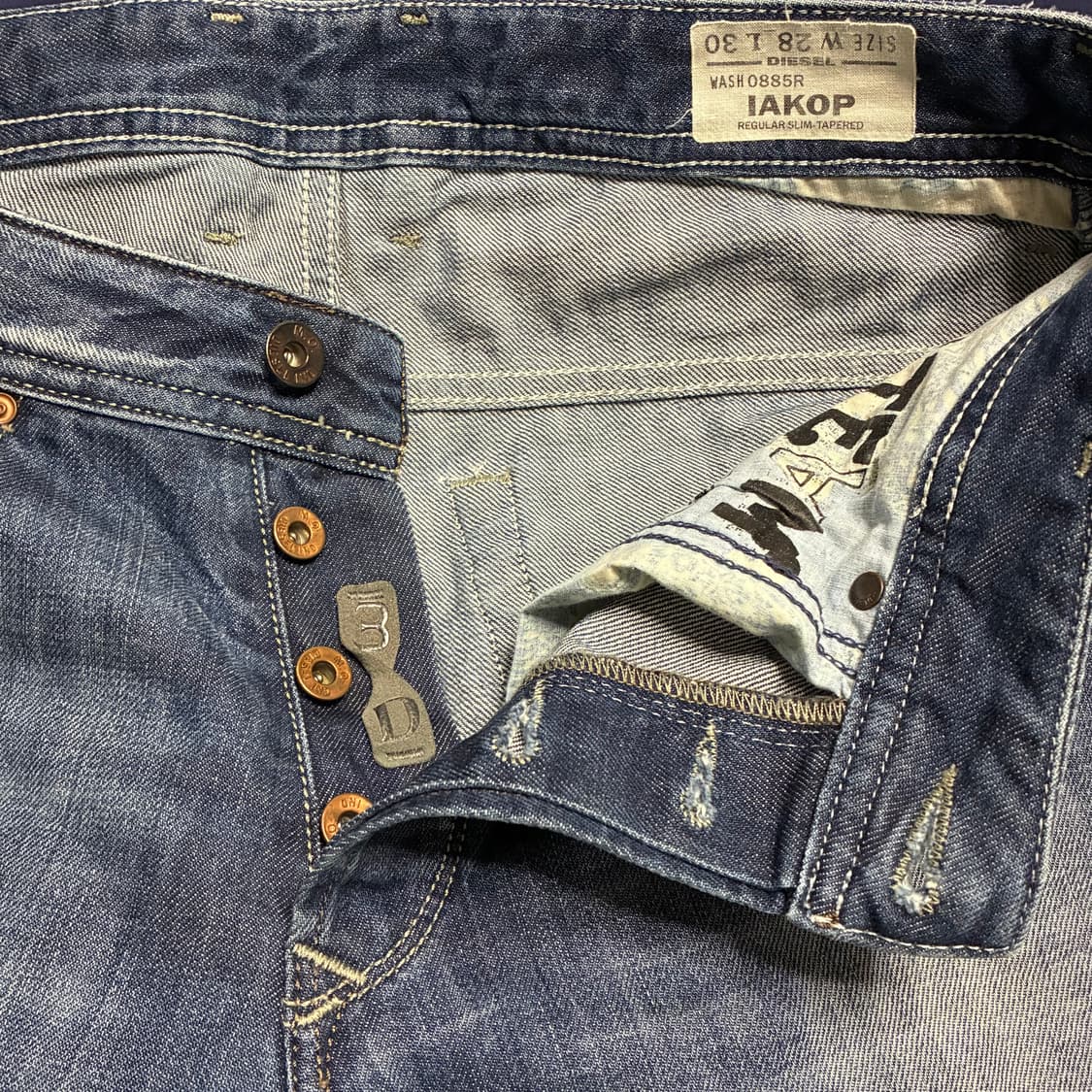 디젤 로우라이즈 데님 워시두 팬츠 스트레이트핏 상품이미지4