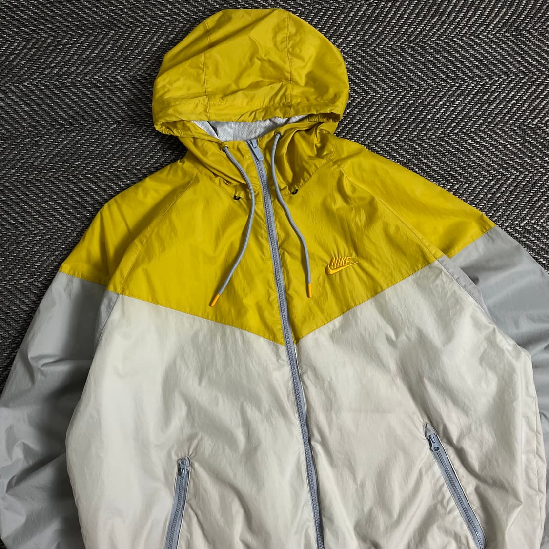 나이키 윈드러너 러닝 바람막이 y 2832 상품이미지1