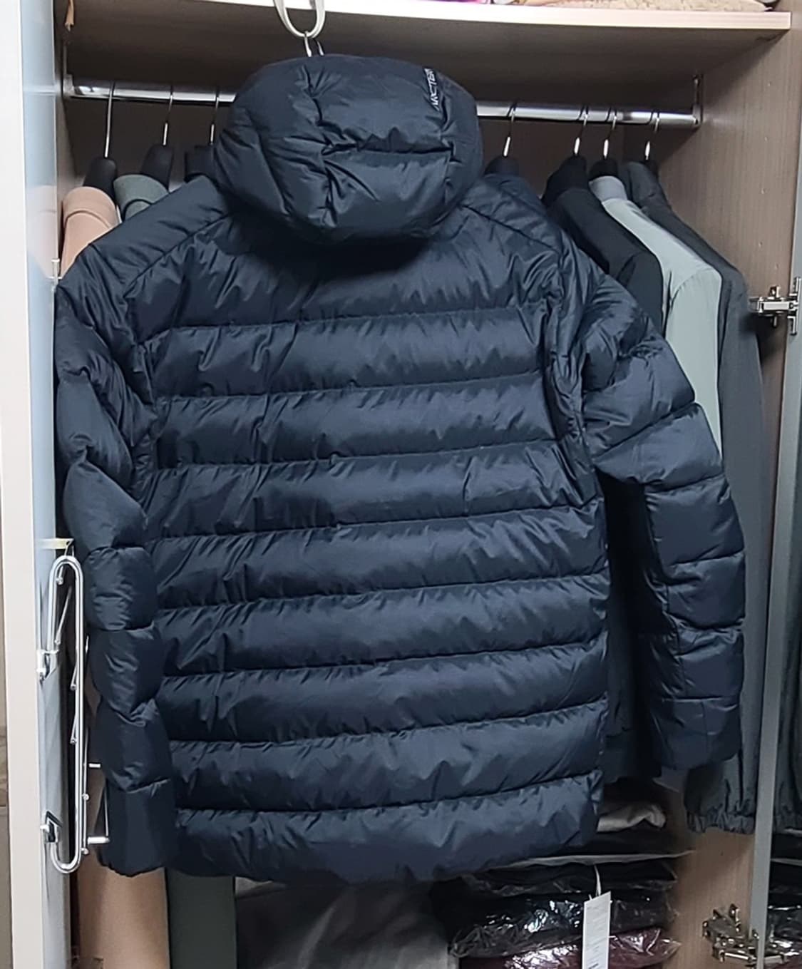 아크테릭스 토륨 후디 블랙 xl 1회착 상품이미지4