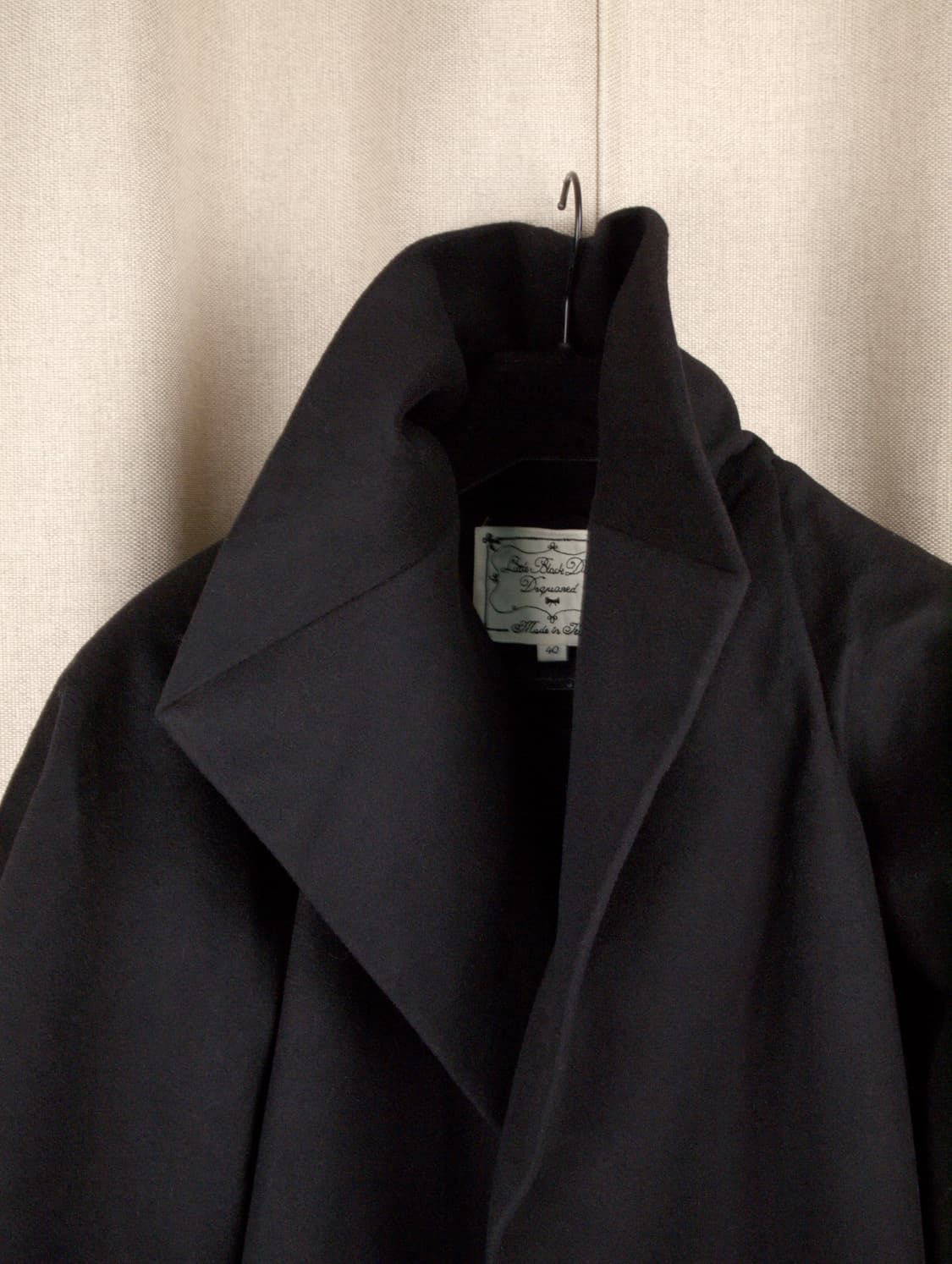 'Little Black Dress' Cape Coat 상품이미지6