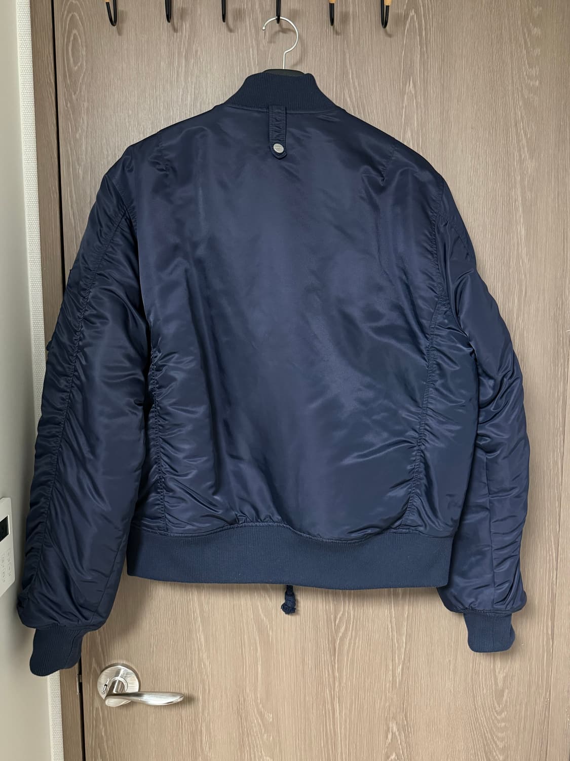 더바이닐하우스 ma-1(항공점퍼) S사이즈 상품이미지2