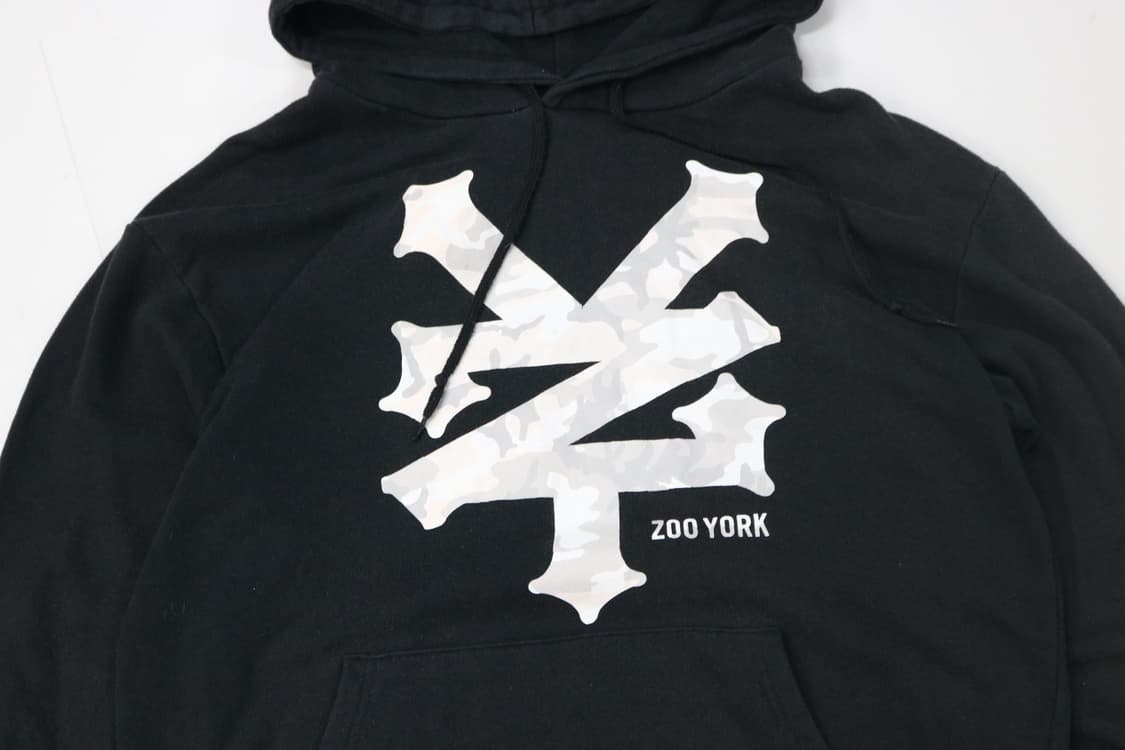 주욕(ZOO YORK) 카모플라주 빅로고 그래픽 후드티 (L) 상품이미지3