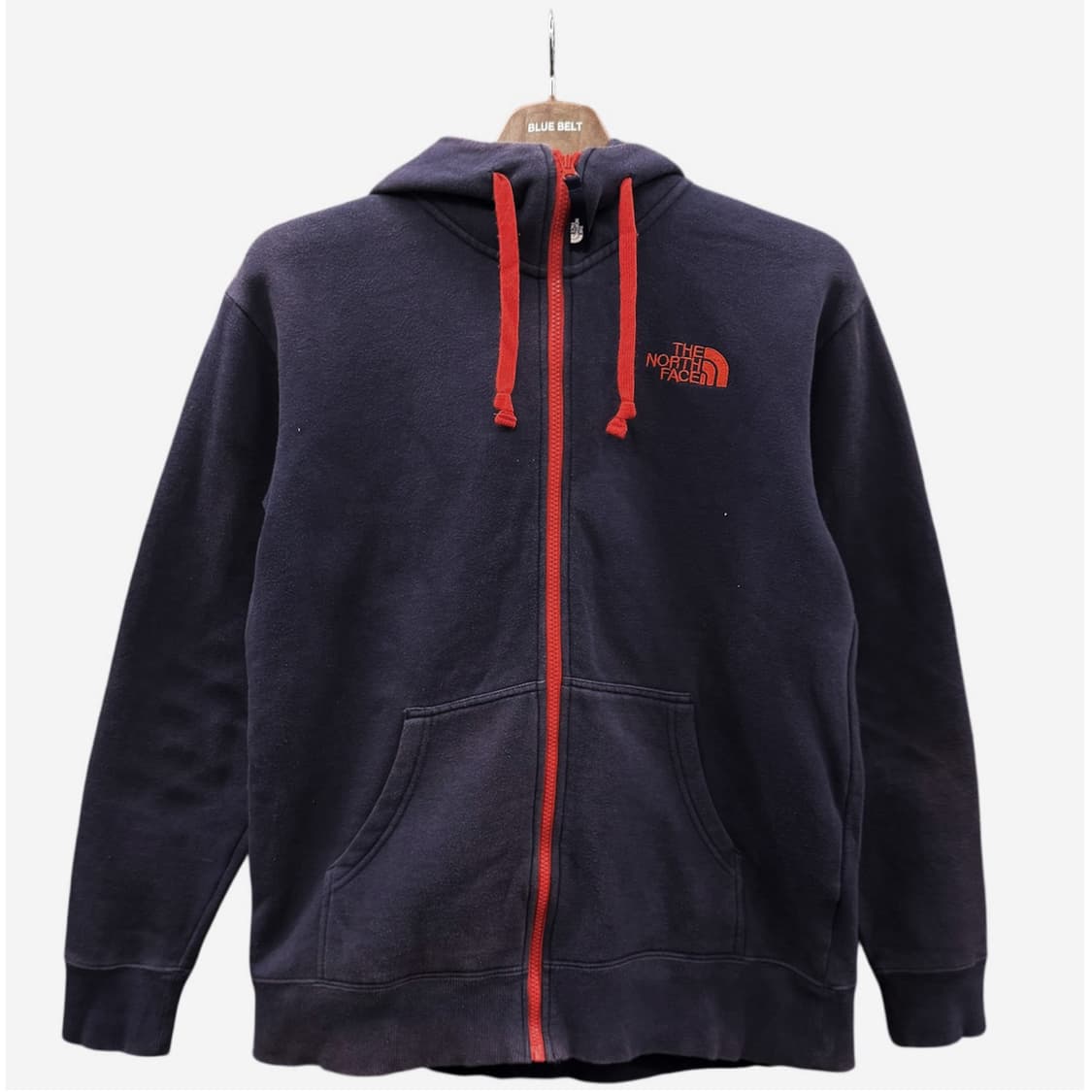 노스페이스 하이라이트 후드집업 기모안감 레드포인트 후면 빅로고 디테일 상품이미지1