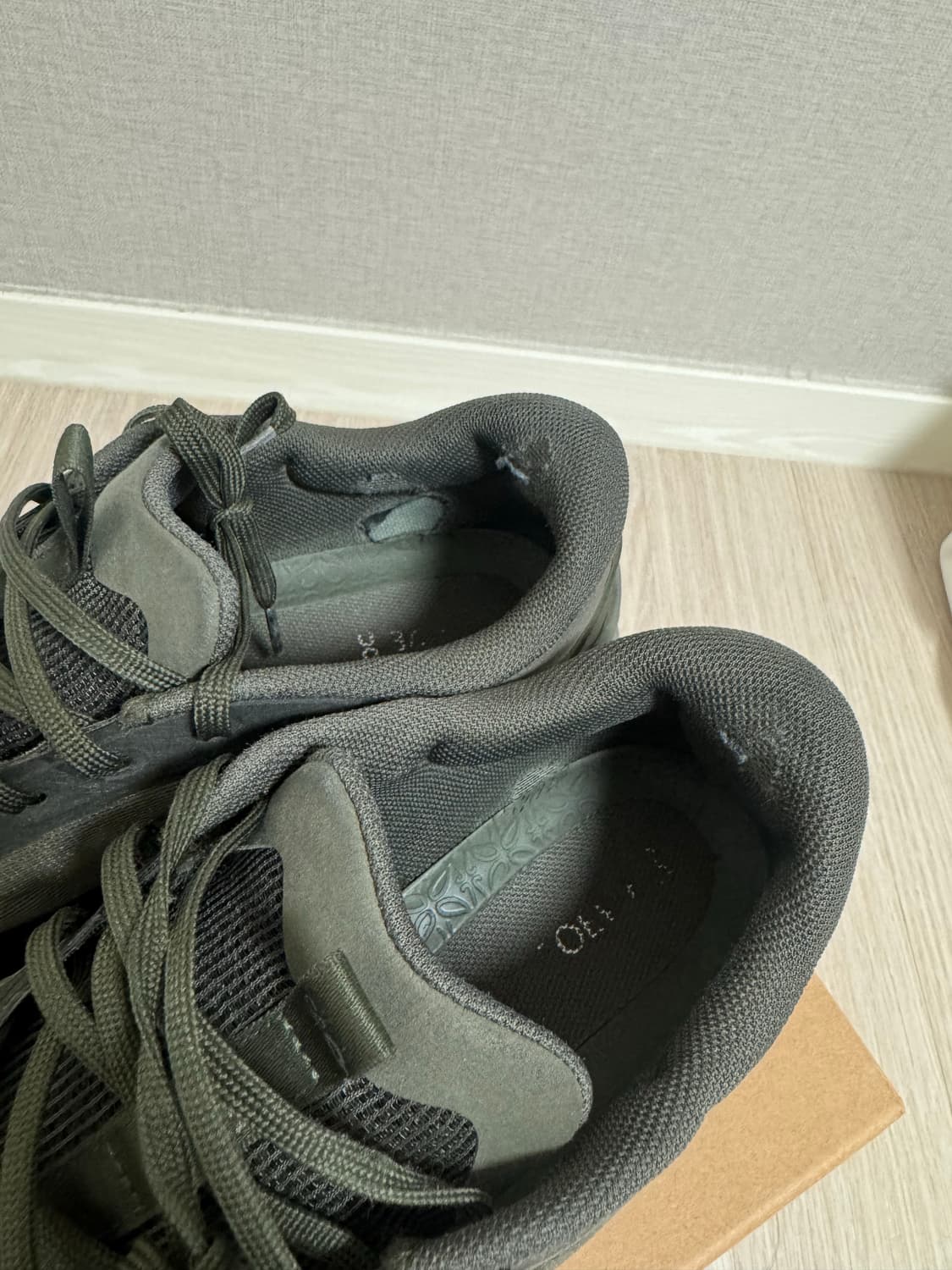 On x Loewe Cloudventure 상품이미지2