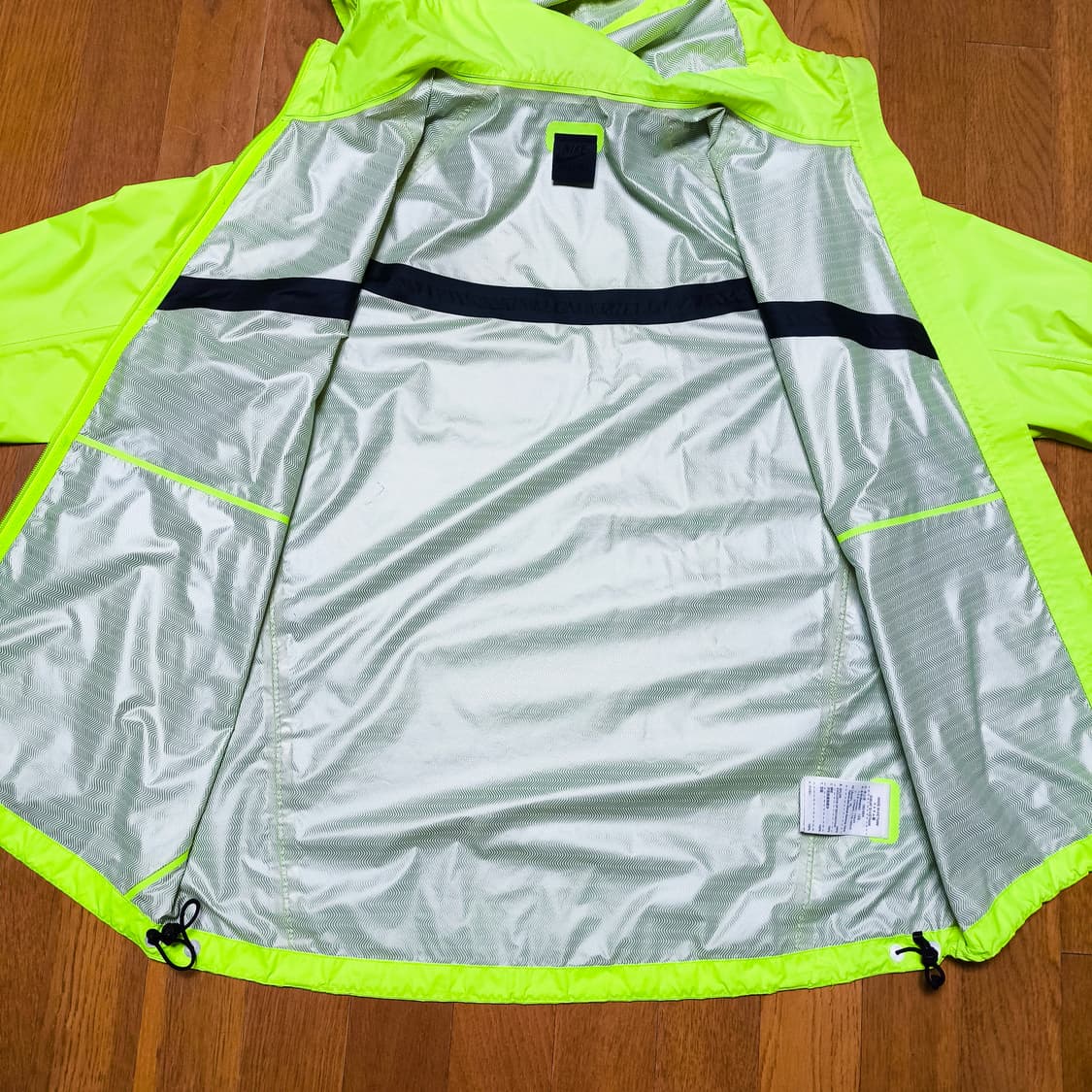 [XL] 나이키 트랙&필드 네온 바람막이 자켓 상품이미지5