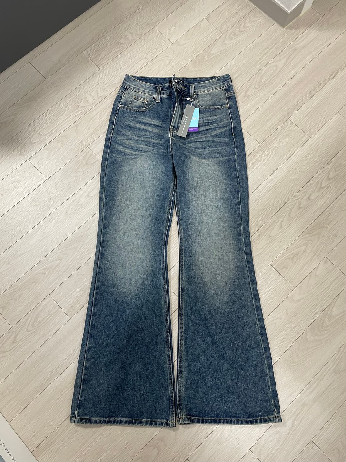 (새제품)디앤써 시그니처 플레어진 m사이즈  상품이미지1