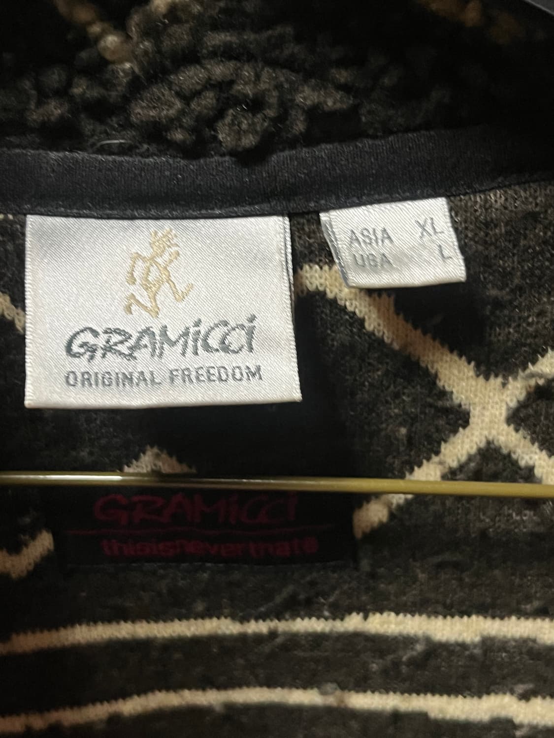 그라미치 x 디네댓 조끼 XL  판매합니다! 상품이미지2